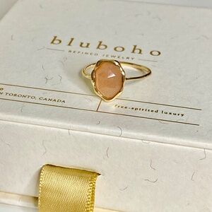 Bluboho 14k Peach Moonstone Mood Ring